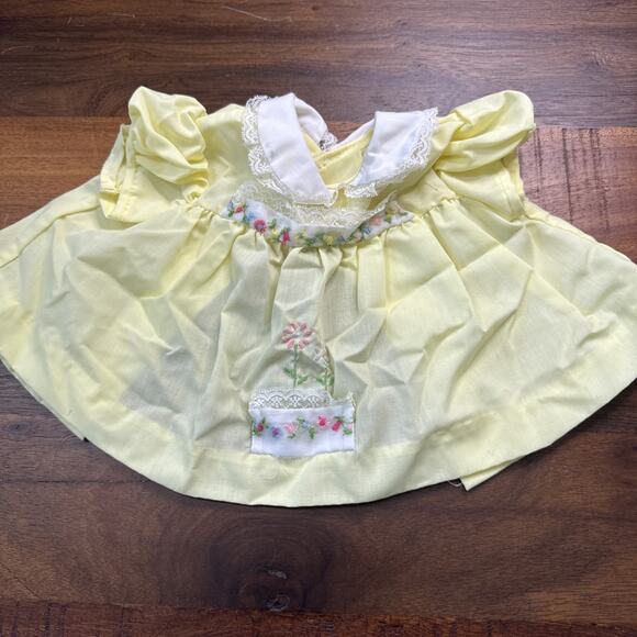 Vintage Catton Candy Baby Dress Yellow and White NEWBORN - Picture 1 of 5